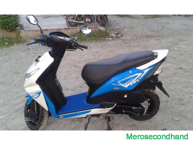 second hand scooty low price